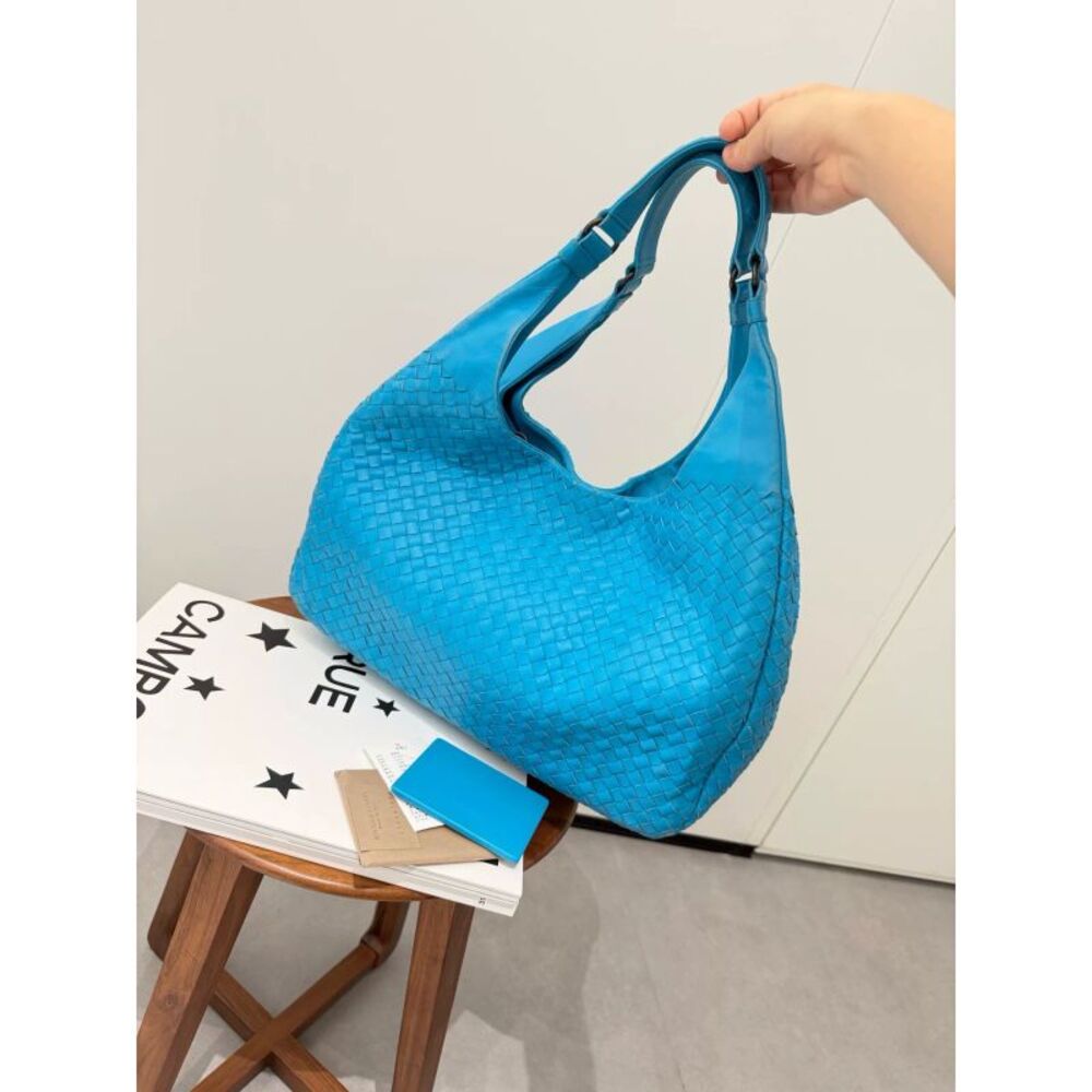 Bottega Veneta Women Pre-Loved Bag Very Good Condition